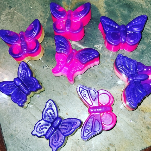 Homemade Soaps, bath salts and bath bombs - Picture 6 of 6